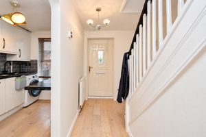 Entrance Hallway- click for photo gallery